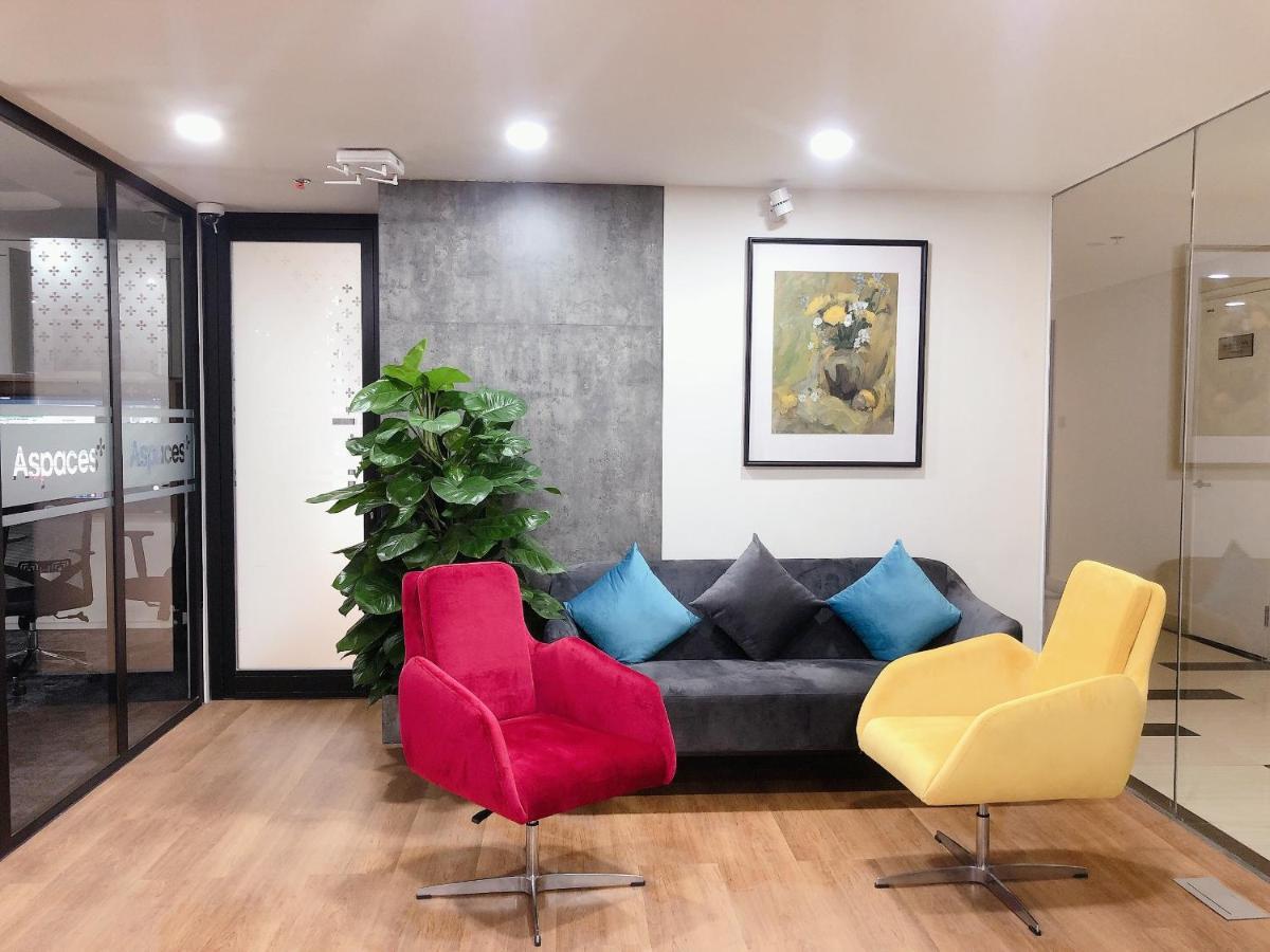 Aspaces Serviced Apartments - Vinhomes West Point 河内 外观 照片