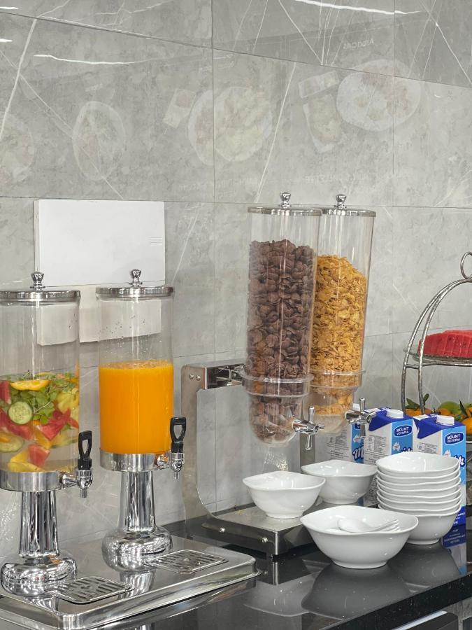 Aspaces Serviced Apartments - Vinhomes West Point 河内 外观 照片